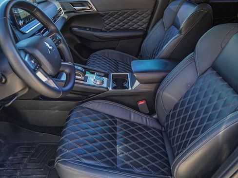 Used 2022 Mitsubishi Outlander SEL image 10