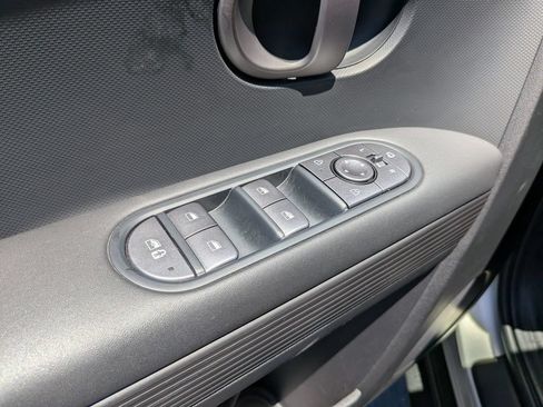 Certified 2025 Hyundai Ioniq 5 SEL RWD image 13