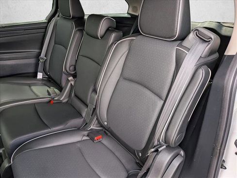 New 2026 Honda Odyssey Elite image 16