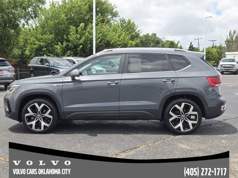 Used 2023 Volkswagen Taos SEL AWD/4WD image 3