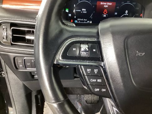Used 2022 Lincoln Nautilus Reserve w/ Monochromatic Package AWD/4WD image 20