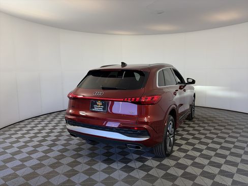 Certified 2025 Audi Q5 Premium Plus w/ Premium Plus image 10