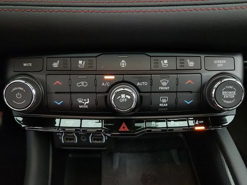 Used 2022 Dodge Durango R/T AWD/4WD image 19