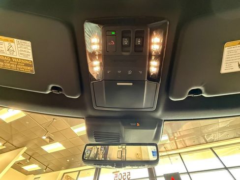 New 2026 Mitsubishi Outlander SEL Black Edition FWD image 24