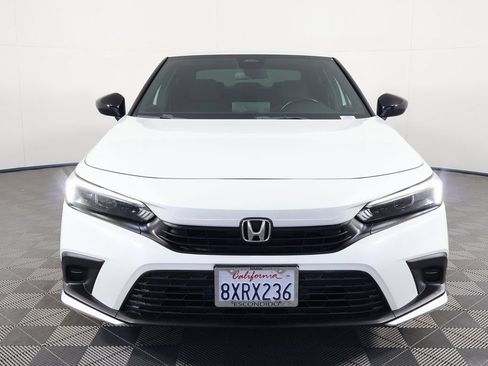 Used 2022 Honda Civic Sport image 2