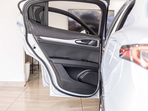 New 2026 Alfa Romeo Stelvio Sprint AWD/4WD image 32