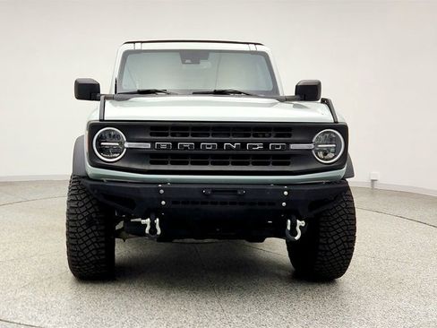 Used 2022 Ford Bronco Black Diamond image 2