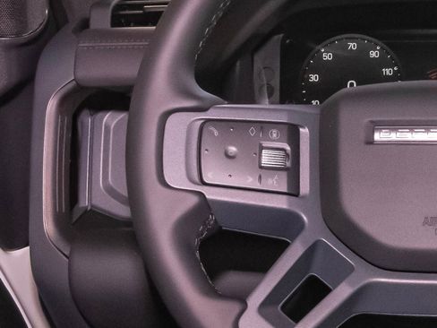New 2025 Land Rover Defender 110 S image 15