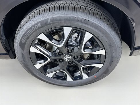 Certified 2026 Honda HR-V EX-L image 36