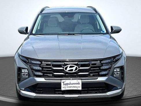 Used 2025 Hyundai Tucson SEL FWD image 2