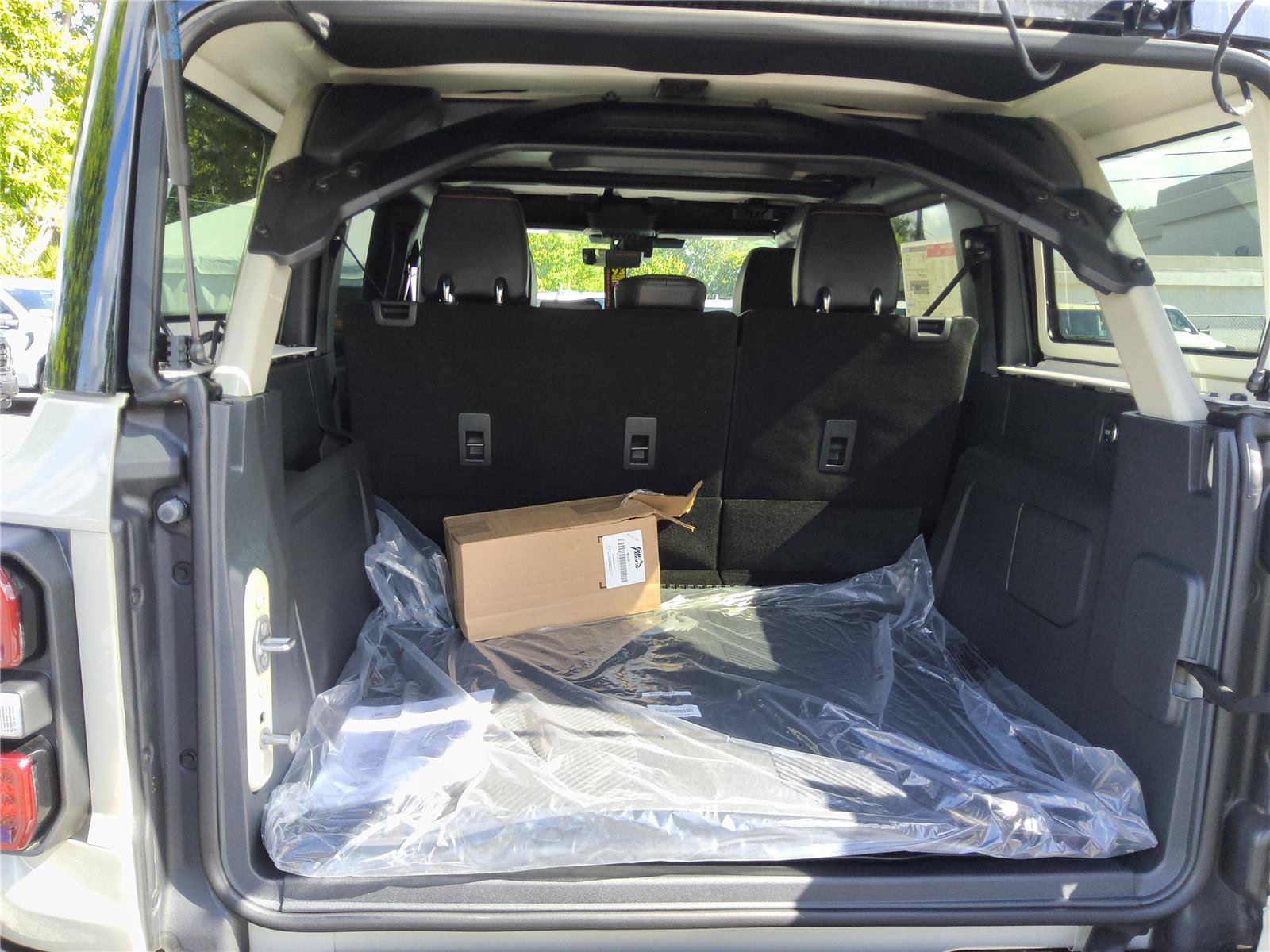 New 2026 Ford Bronco Raptor w/ Interior Carbon Fiber Pack AWD/4WD image 26