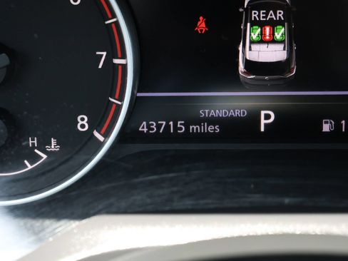 Used 2023 Nissan Rogue SV FWD image 4