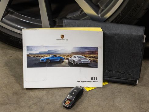 Used 2018 Porsche 911 Carrera RWD image 78
