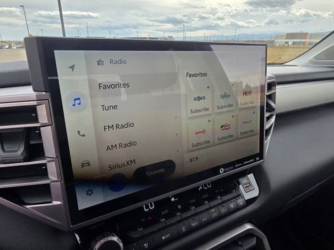 Used 2024 Toyota Tundra Limited image 23