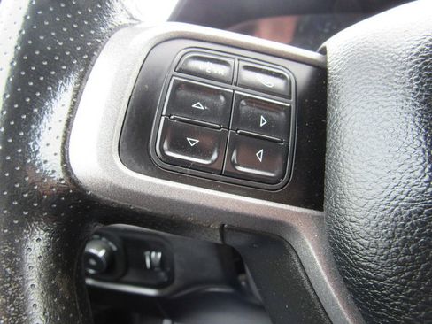 Used 2022 RAM 3500 Tradesman w/ Chrome Appearance Group AWD/4WD image 45