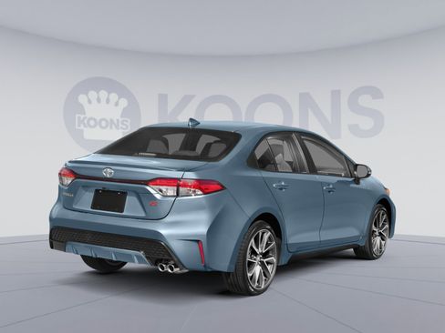 Used 2020 Toyota Corolla SE image 2