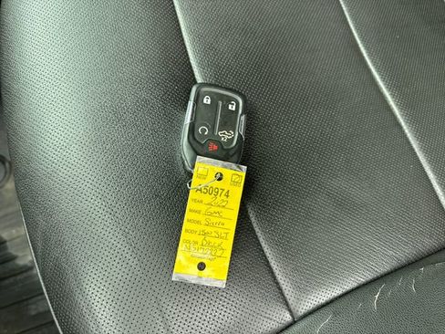 Used 2022 GMC Sierra 1500 SLT w/ SLT Convenience Package image 32