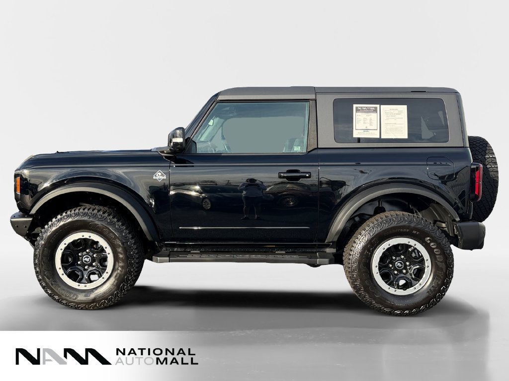 Used 2023 Ford Bronco Outer Banks w/ Sasquatch Package AWD/4WD image 2