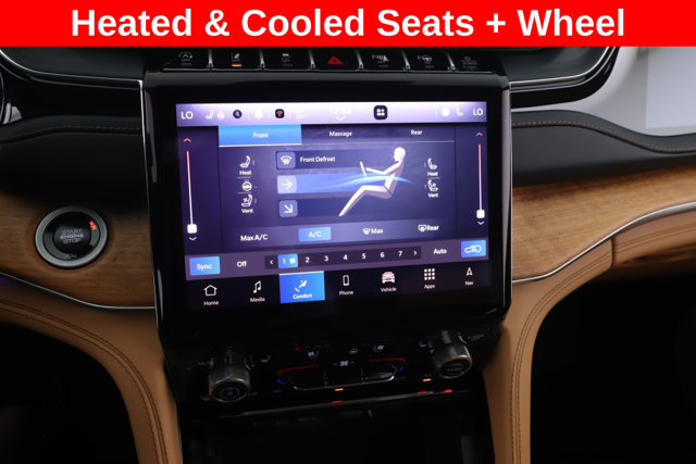Used 2025 Jeep Grand Cherokee Summit AWD/4WD image 4