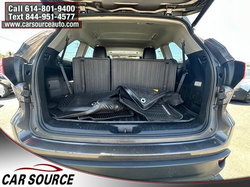 Used 2017 Toyota Highlander XLE AWD/4WD image 27