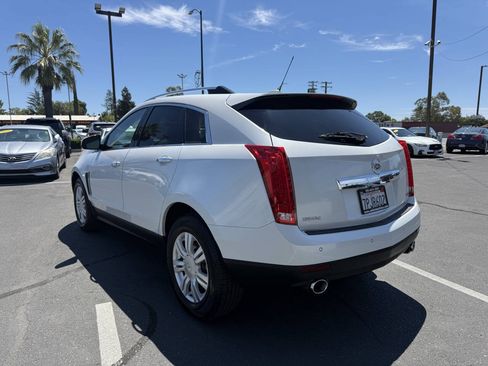 Used 2016 Cadillac SRX Luxury w/ Driver Awareness Package FWD image 5