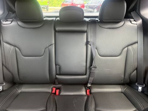 Used 2025 Jeep Compass Limited w/ Elite Group AWD/4WD image 27