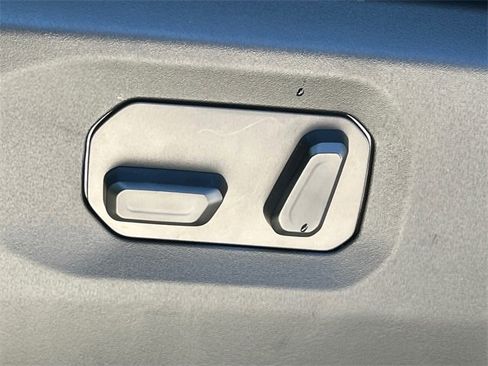 New 2025 Jeep Gladiator Rubicon w/ Convenience Group image 20