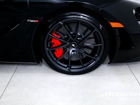 New 2026 McLaren 750S Spider RWD image 26