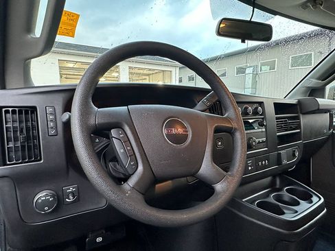 Used 2025 GMC Savana 2500 w/ Driver Convenience Package RWD image 21