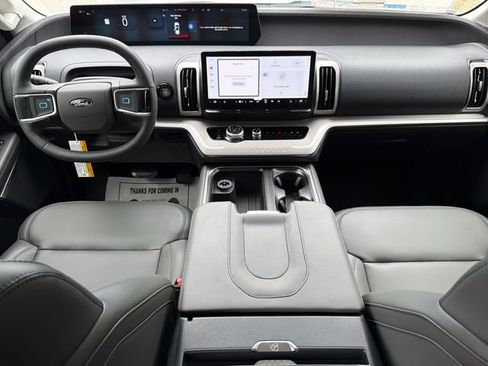 New 2026 Ford Expedition Active RWD image 10