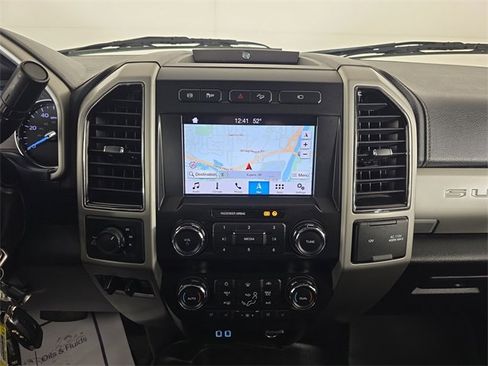 Used 2019 Ford F250 Lariat w/ Lariat Value Package image 16