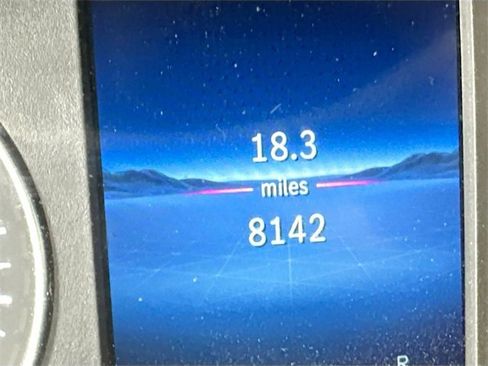 Used 2025 Mercedes-Benz Sprinter 2500 image 15