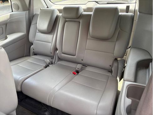 Used 2013 Honda Odyssey Touring image 15