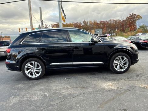 Used 2022 Audi Q7 3.0T Premium Plus w/ Premium Plus Package AWD/4WD image 6