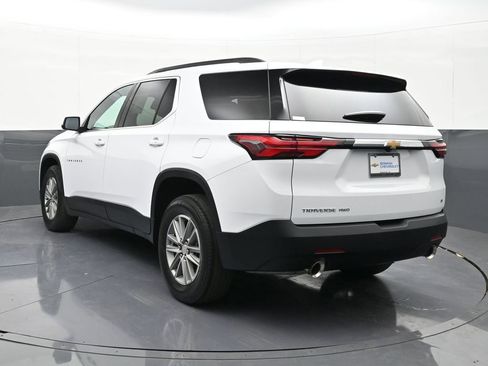 Used 2023 Chevrolet Traverse LT AWD/4WD image 3