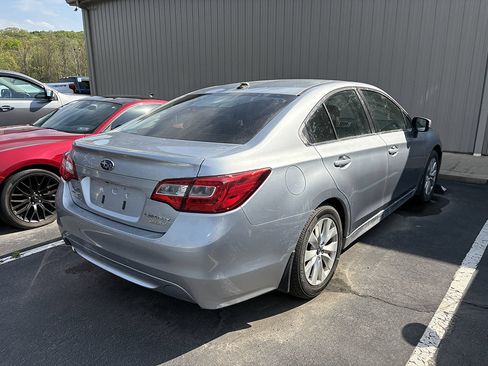 Used 2016 Subaru Legacy 2.5i Premium w/ Popular Package #2 AWD/4WD image 3