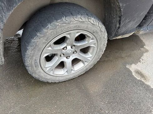 Used 2019 RAM 1500 Lone Star RWD image 16