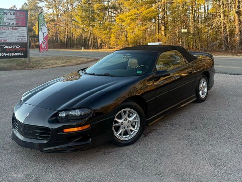 Used 2002 Chevrolet Camaro Z28 w/ Sport Appearance Pkg image 3