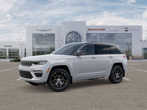 New 2025 Jeep Grand Cherokee Summit image 16