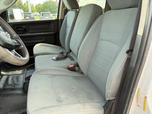 Used 2018 RAM 3500 Tradesman w/ Chrome Appearance Group AWD/4WD image 16