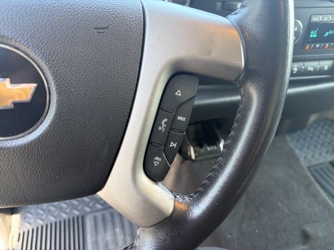 Used 2011 Chevrolet Silverado 1500 LT w/ All-Star Edition AWD/4WD image 21