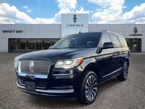 Certified 2022 Lincoln Navigator Reserve image 2