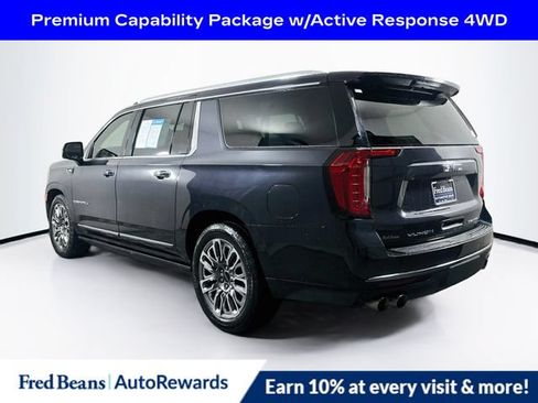 Used 2023 GMC Yukon XL Denali Ultimate AWD/4WD image 6