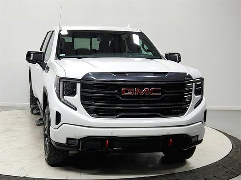 Used 2023 GMC Sierra 1500 AT4 w/ AT4 Preferred Package image 2