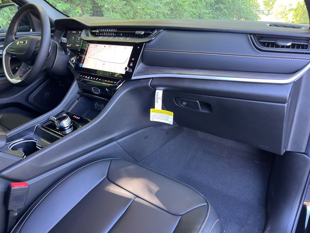 New 2026 Jeep Grand Cherokee Limited AWD/4WD image 38
