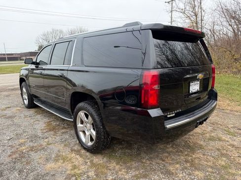 Used 2016 Chevrolet Suburban LTZ image 8