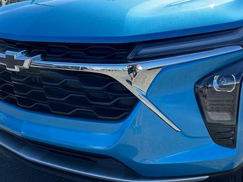 New 2026 Chevrolet Trax LT w/ LT Convenience Package image 9