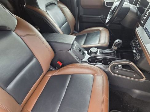 Used 2024 Ford Bronco Outer Banks AWD/4WD image 12