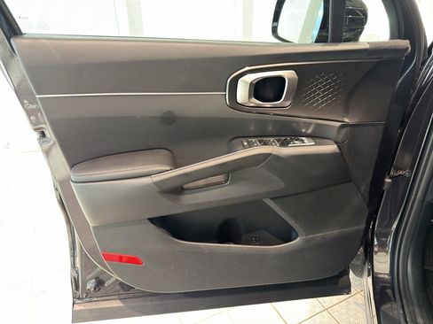 Used 2026 Kia Sorento LX image 14