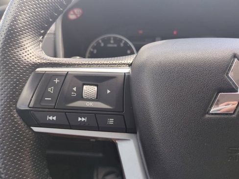Used 2024 Mitsubishi Outlander SE Black Edition AWD/4WD image 34